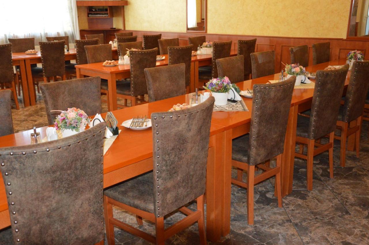 Hotel Olga Славков-у-Брна Екстер'єр фото